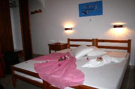 Arian Hotel Páros Habitación foto